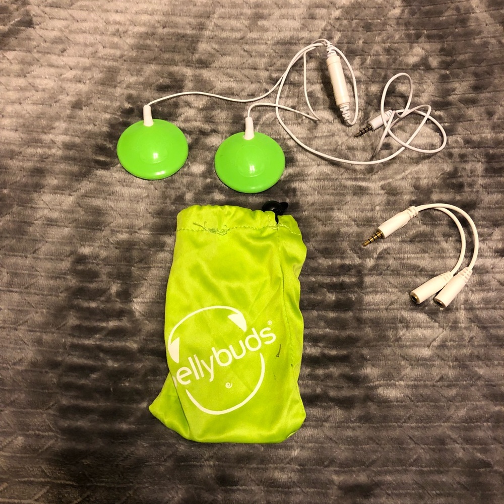 Bellybuds.. headphones for you pregnant belly.